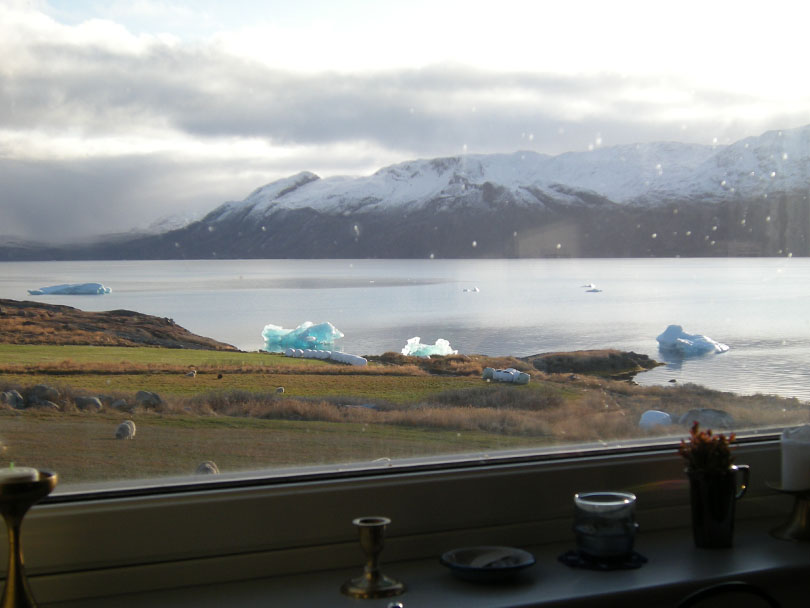 Ipiutaq guest farm, view from the dwelling house