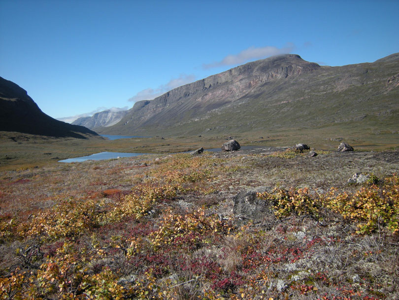 Ipiutaq guest farn, steppes towards the valley Ilua